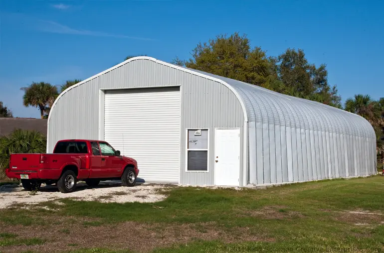 5 Customization Options for Your Steel Garage