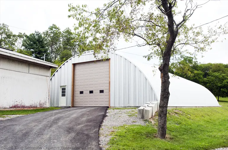 Q-model external garage